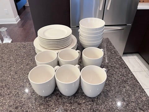'Wholehome' Dinnerware Lot