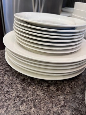 'Wholehome' Dinnerware Lot