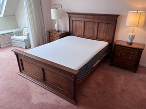 Durham Furniture Savile Row Victorian Mahogany Queen Bed Frame + Casper Mattress