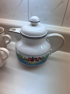 Villeroy & Boch Design Naif- Tea Pot, Creamer, 3 Mugs