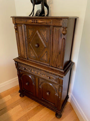 Antique Malcolm Upright Dresser/Cabinet