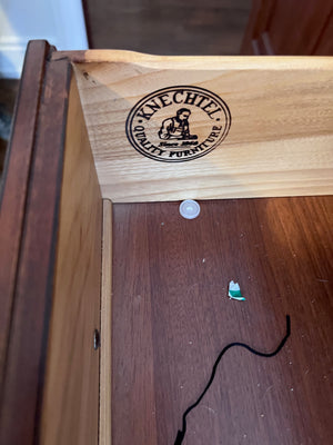 "Knechtel Quality Furniture" Dresser