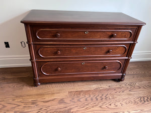 3 Drawer Dresser