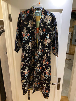 Xin Fei Woman's Komono