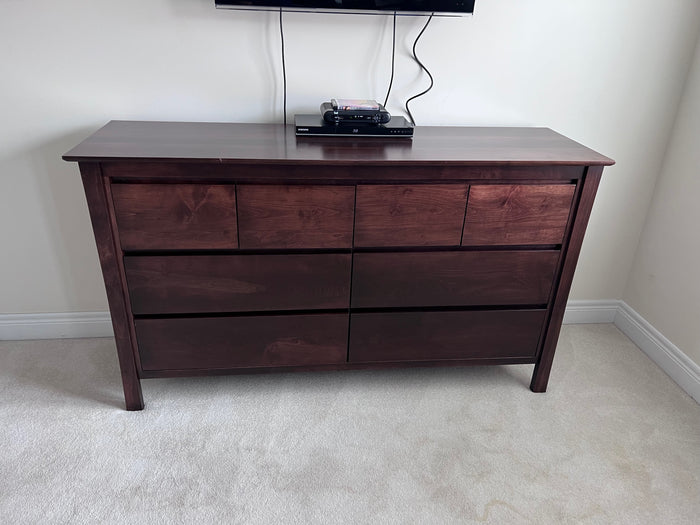 ROCKLAND 8 DRAWER SOLID Maple DRESSER by 'Munro's Furnishings'