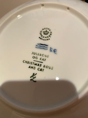 1970 Royal Copenhagen JULEROSE OG KAT Christmas Rose & Cat by Kai Lange