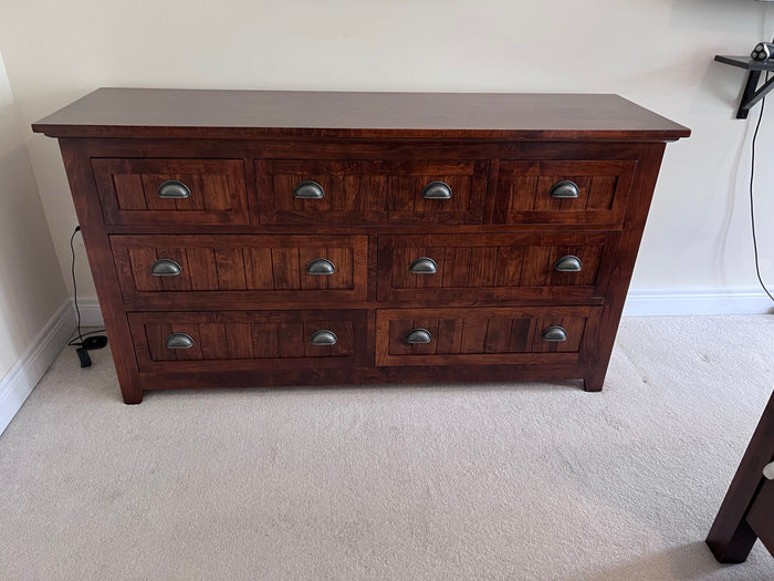 Solid Wood 7-Drawer Dresser
