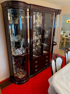 Vintage Mahogany Rounded China Cabinet (veneer finish), Made in Italy