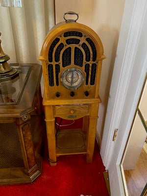 Crosley Collector's Edition Radio, Model CR-35