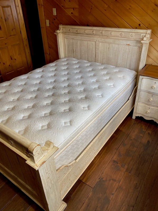 "Drexel Heritage" White Distressed Queen Bed Frame