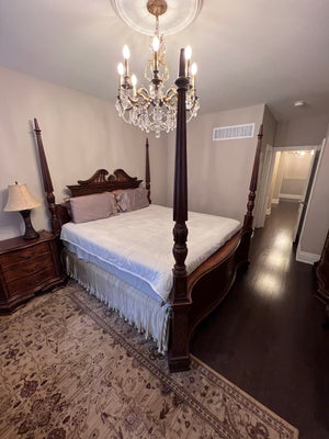 Ashley Furniture Chippendale Mahogany King 4 Poster Bed