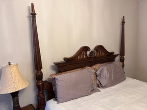 Ashley Furniture Chippendale Mahogany King 4 Poster Bed