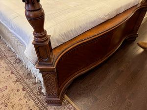 Ashley Furniture Chippendale Mahogany King 4 Poster Bed