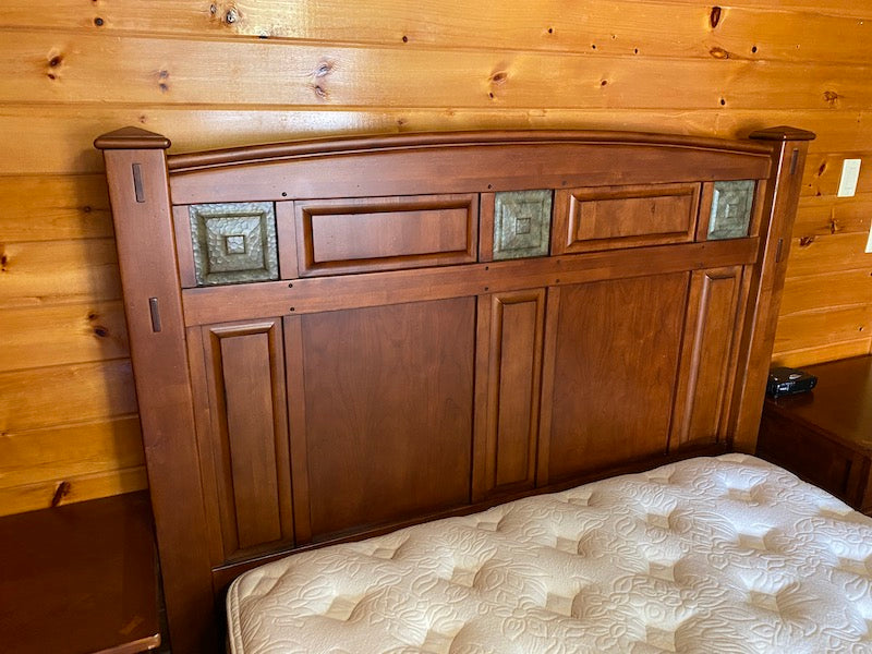 "Drexel Heritage" Double Bed Frame