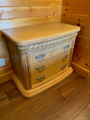 2 "Drexel Heritage" Overtures Night Stands, Twist