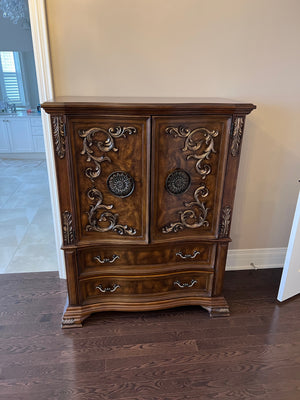 Cosmos Furniture Santa Monica Traditional Chest/Armoire in Cherry Finish