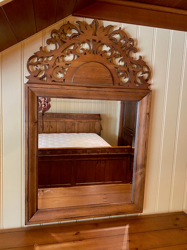 "Drexel Heritage" Ornate Wall Mirror