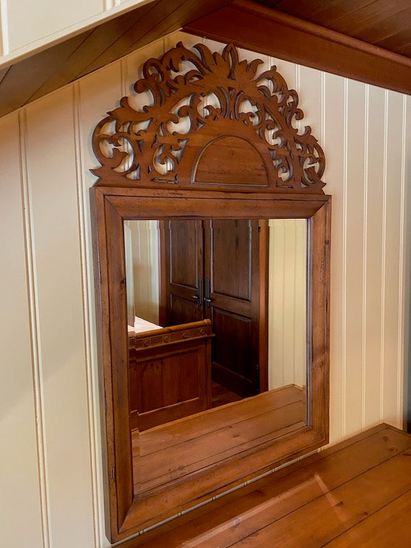 "Drexel Heritage" Ornate Wall Mirror