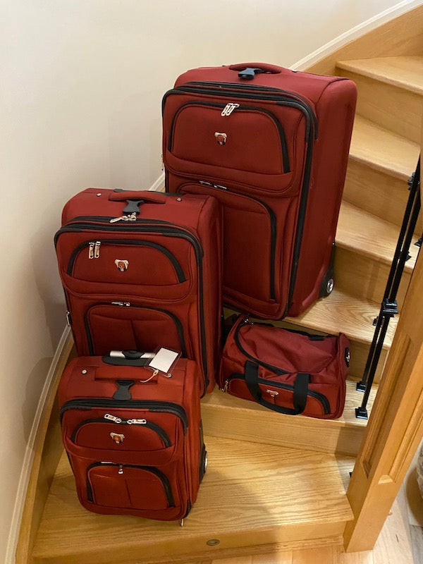 4 Piece Swiss Gear Red Luggage Lot