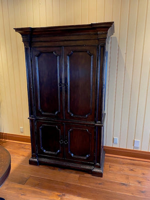 "Drexel Heritage" Tuscany Armoire