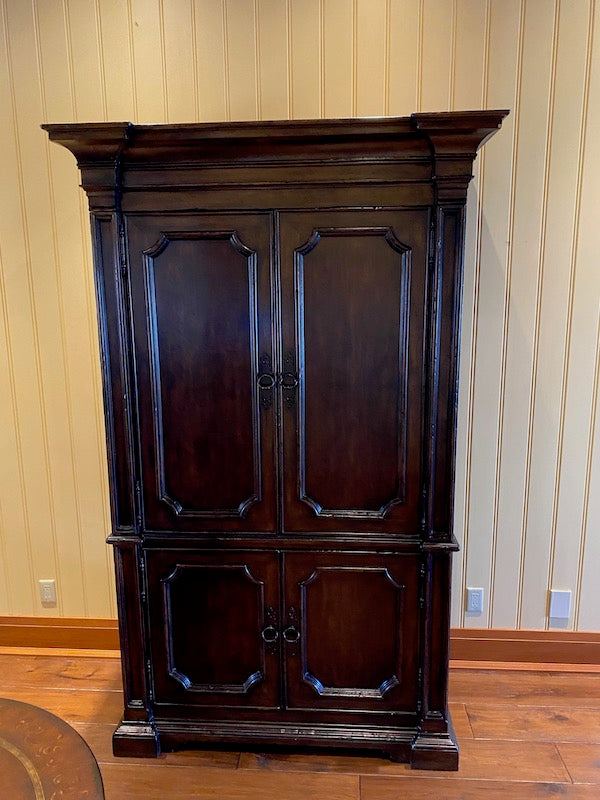 "Drexel Heritage" Tuscany Armoire