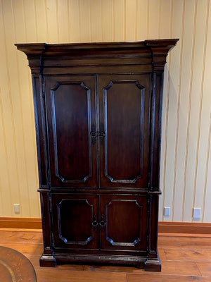 "Drexel Heritage" Tuscany Armoire