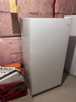 Frigidaire FFU12F2HW8 Upright Freezer
