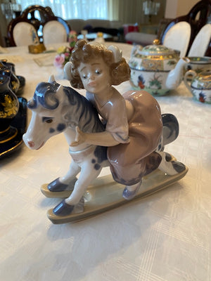Lladro Figurine- Faithful Steed 5769