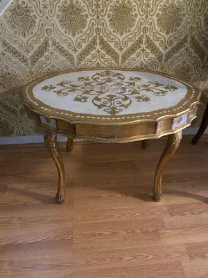 Florentine Scalloped Oval Accent Table- Made in Italy