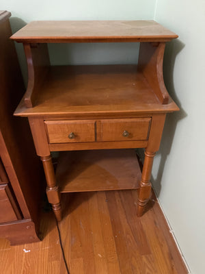 Vilas Side Table