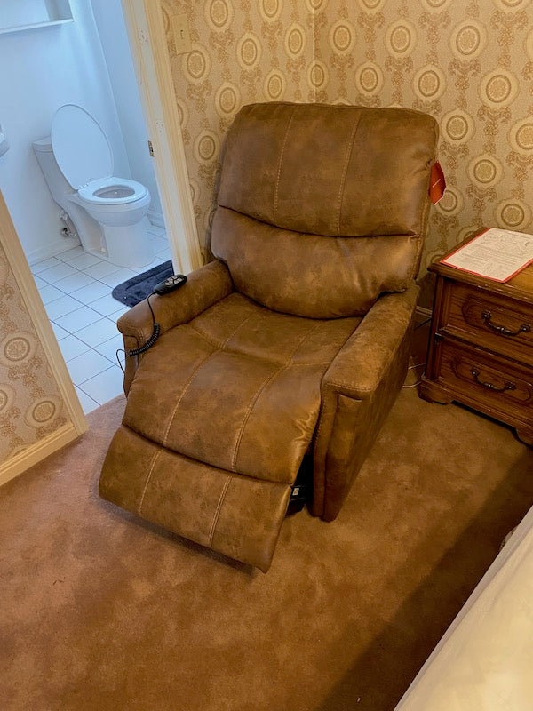 Prime Resources International Motion Lift Chair (LIKE NEW)