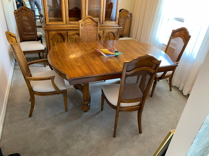 Huntley Furniture by Thomasville Solid Wood Dining Table + 6 Chairs