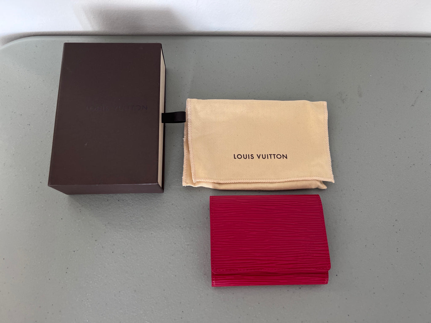 Louis Vuitton Red Epi Leather Bifold Business Card Wallet – Sell