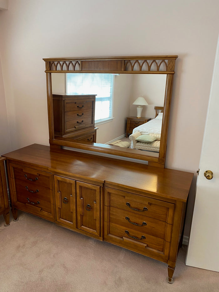 Thomasville Dresser with Mirror