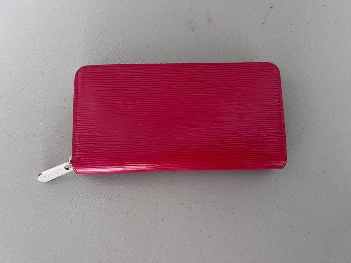 Louis Vuitton Red Epi Leather Zippy Wallet
