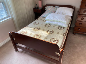 3 Piece Imperial Loyalist Twin Bedroom Set