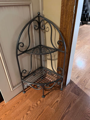 Small Corner Metal Rack/Shelf
