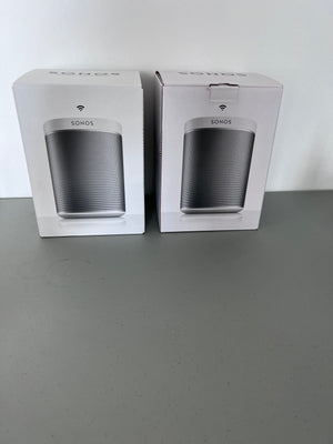 2 Sonos Play: 1 Wireless Speakers