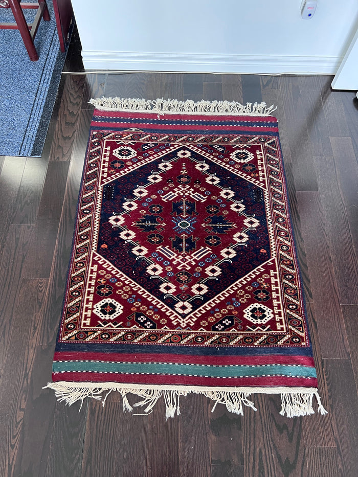 Area Rug -  Cotton on cotton, hand-knotted & hand-woven rug from Turkey