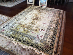 Beluchi Superior Quality Rugs, Man Made Silk, 100% Viscose Rug 7.8ftx11ft