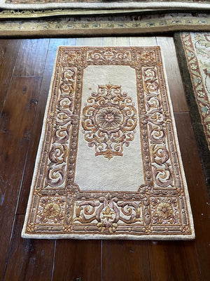 The Imperial Carpet & Home- Renaissance Ivory Hand Tufted Wool Rug # 2- 2.6ftx4.3ft