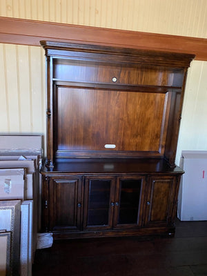 Bernhardt Entertainment Unit