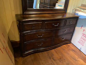 Bernhardt 7 Drawer Dresser with Mirror
