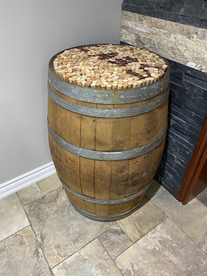 Wine Barrel, Decor