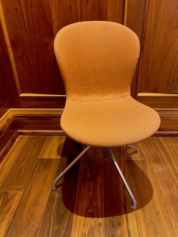BoConcept Adelaide Chair with Swivel Function