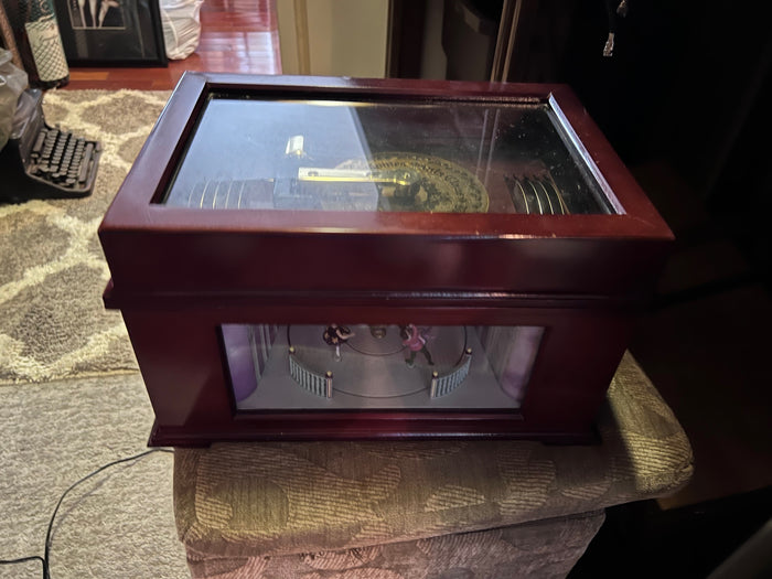 Mr. Christmas Animated Music Box