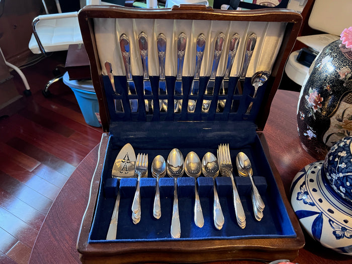 Rogers Silver Plated Flatware Set- Service for 8