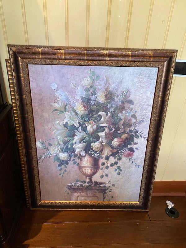 Ren-Wil Large Floral Print