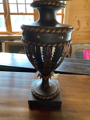 "Fine Art Lamps" Table Lamp