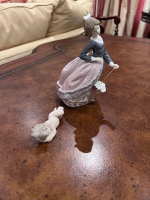 2 Lladro Figurines (Evita 5212 Girl w/Umbrella & "Little Jesus III")